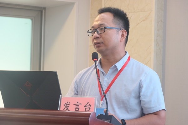 5、集团公司BIM中心主任曾良作《建设工程全过程BIM应用》分享.jpg 5、集团公司BIM中心主任曾良作《建设工程全过程BIM应用》分享.jpg